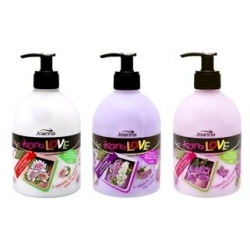 JOANNA KoroLOVE - Kremowe mydło o zapachu lilii wodnej bzu orchidei 500ml