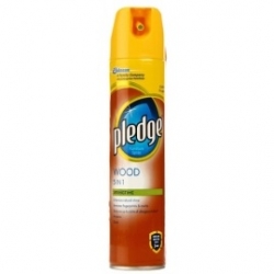 PLEDGE MULTISURFACE SPRAY PRZECIW KURZOWI 250ML GB